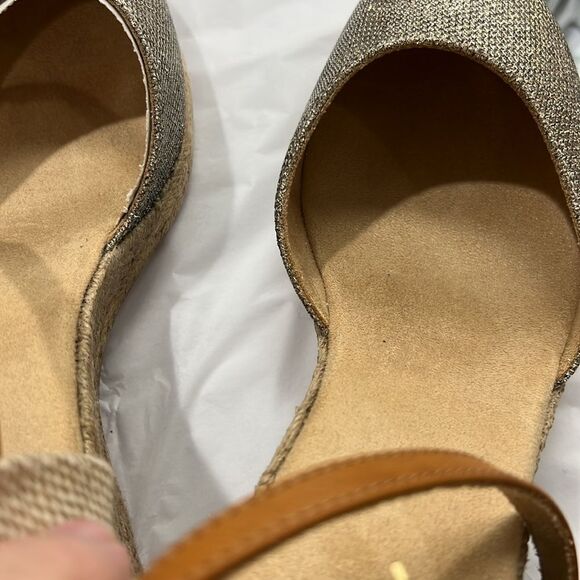 Sonoma ortholite eco gold espadrilles NWT size 9.5 - Picture 12 of 13